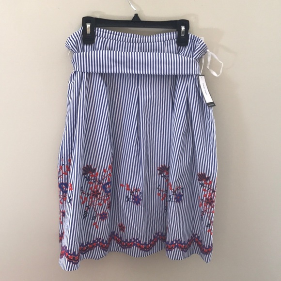 Nine West Modern Escape Striped Skirt size 8 - Picture 2 of 5